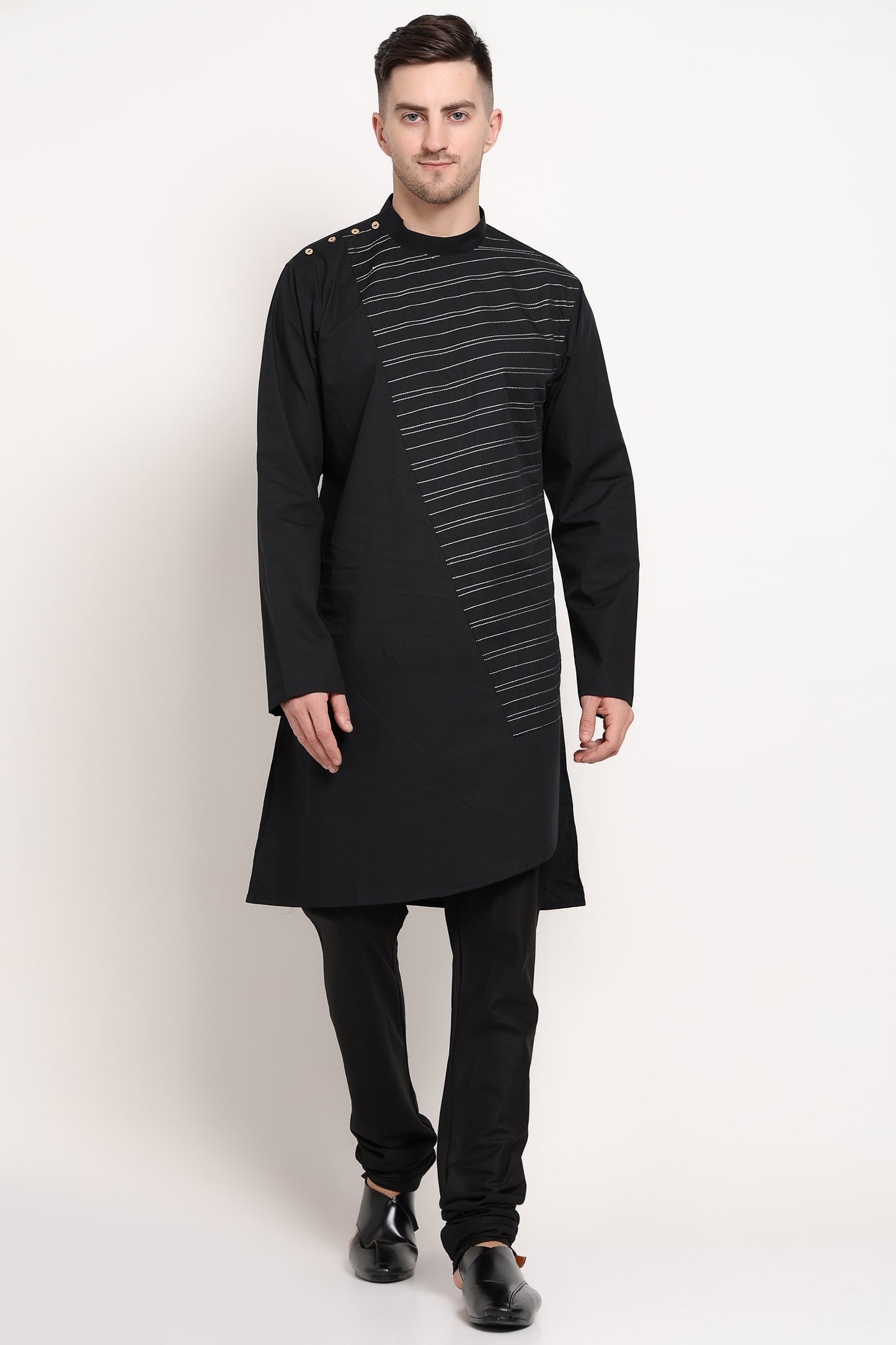Striker Line Kurta – Black with Diagonal Edge Detailing