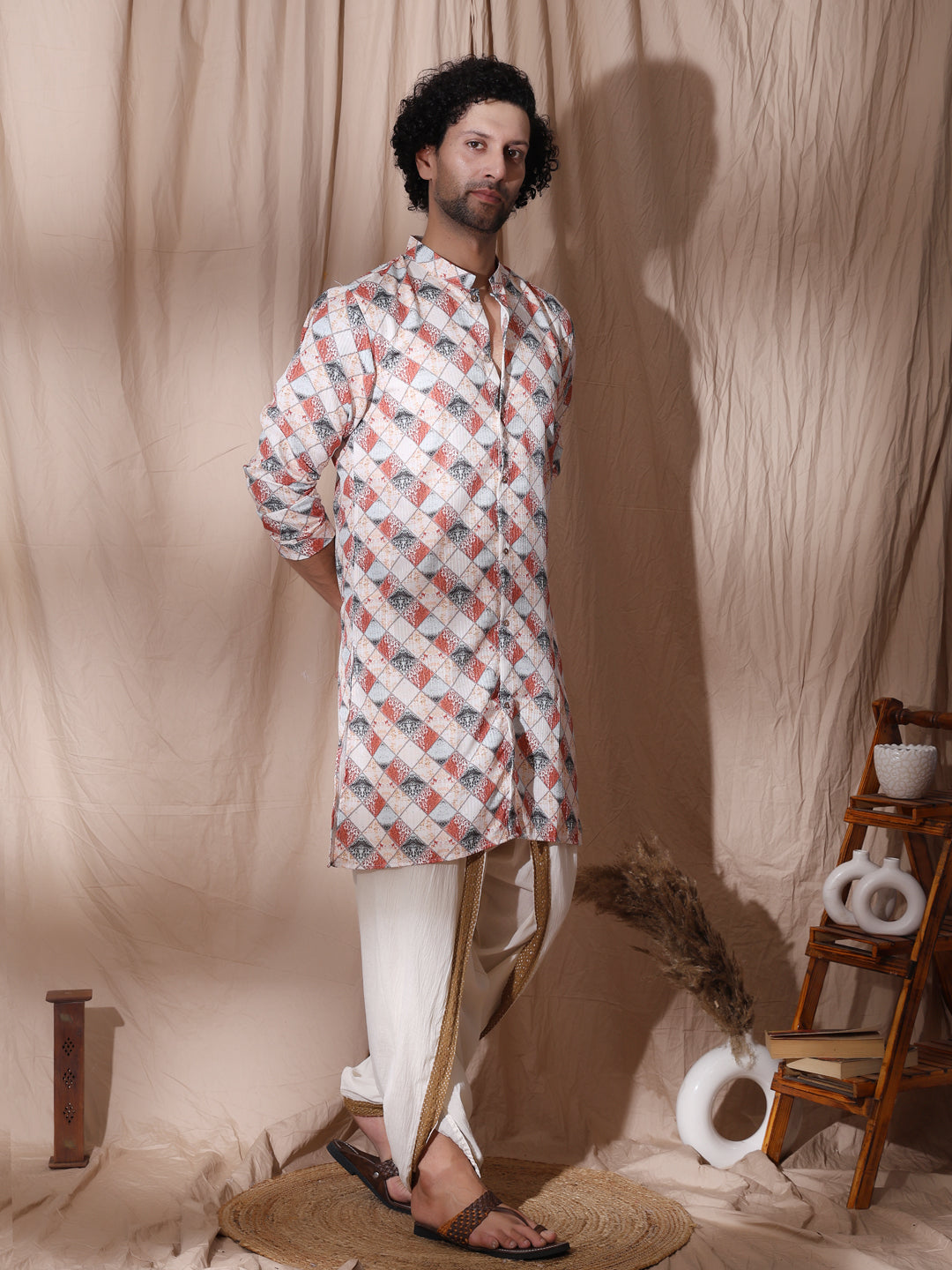 Geometric print-detailed straight fit kurta