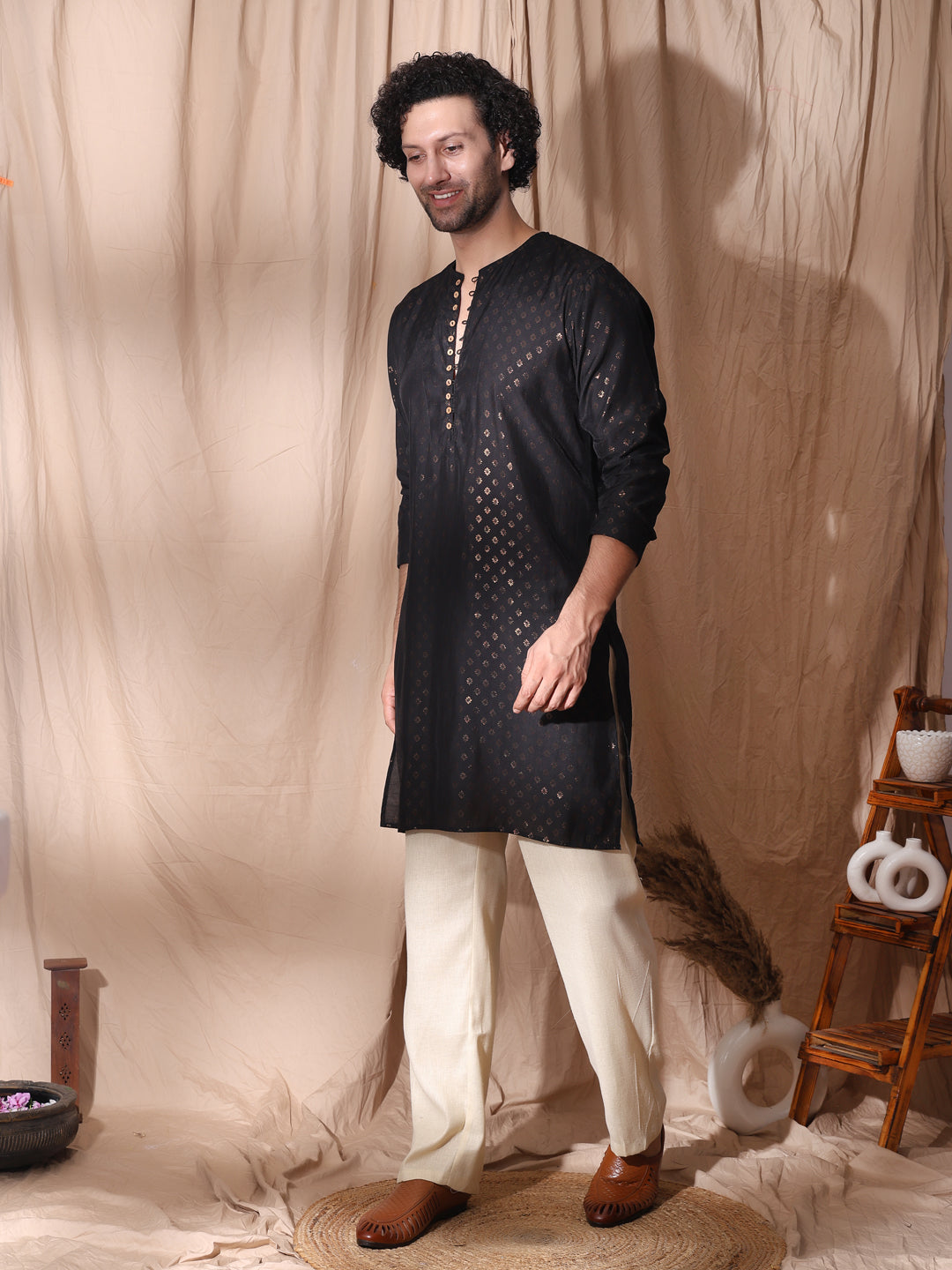 Men’s Straight Fit Ethnic Kurta with Button Loop Detailing