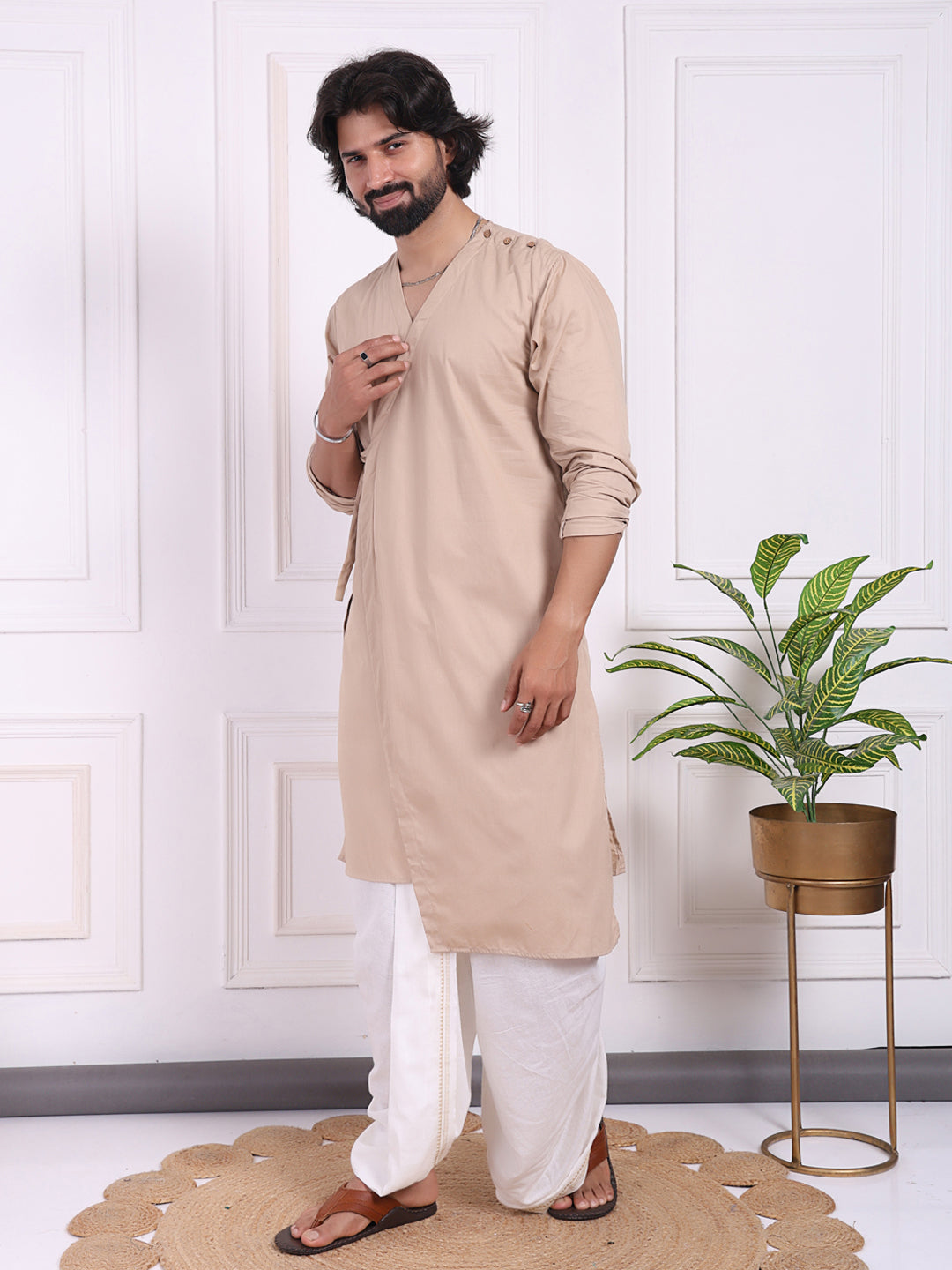 Beige layered kurta with V-neck and belt accent