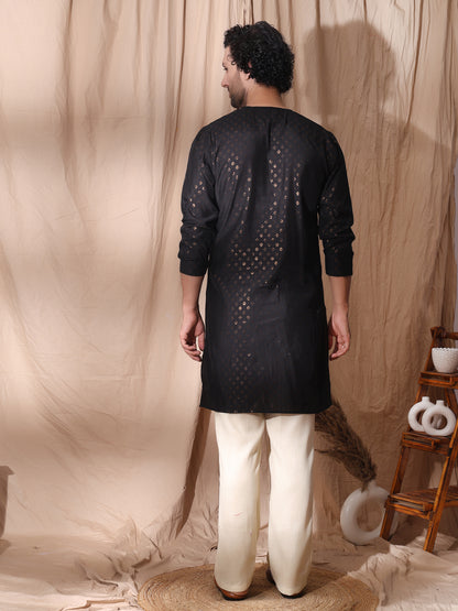 Men’s Straight Fit Ethnic Kurta with Button Loop Detailing