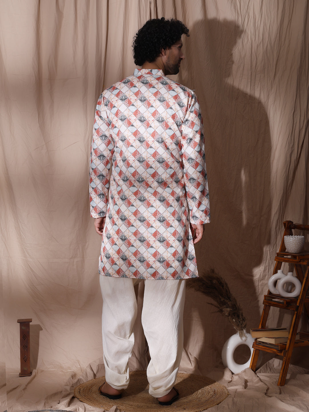 Geometric print-detailed straight fit kurta