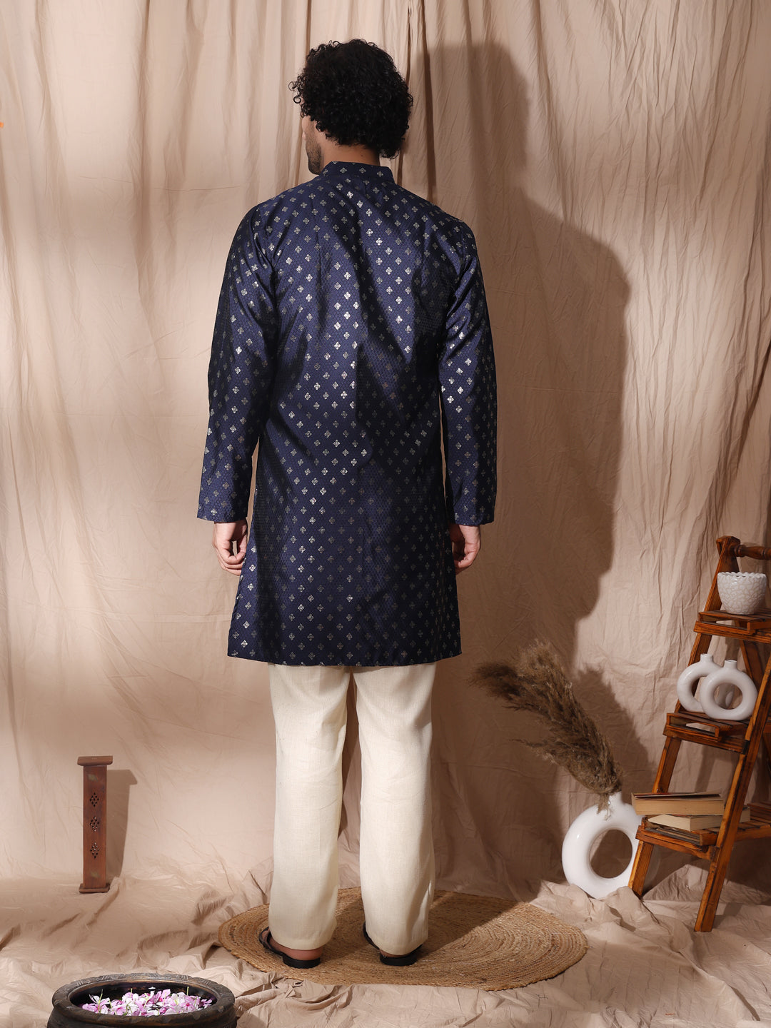 Men Full-Sleeve Side Slits Kurta
