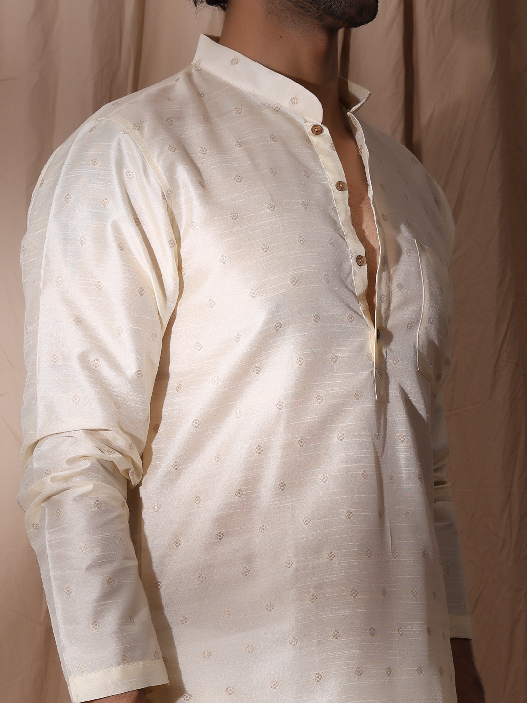Front Pocket Detailed Men Kurta